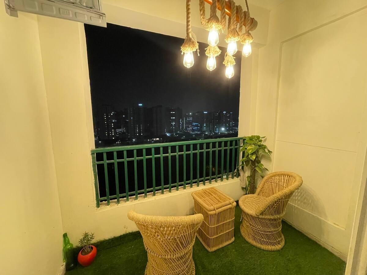 Imperial suite by Mulberry Homestays x Solis Nature
