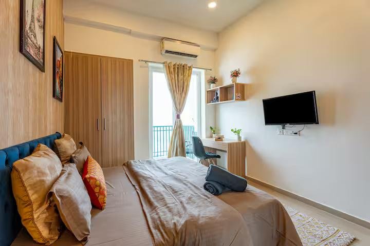 Luxurious Serviced Apartment with Modern Comforts x Solis Nature