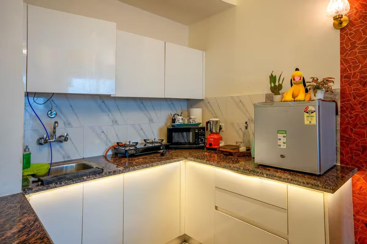 Element suite by Mulberry Homestay x Solis Nature
