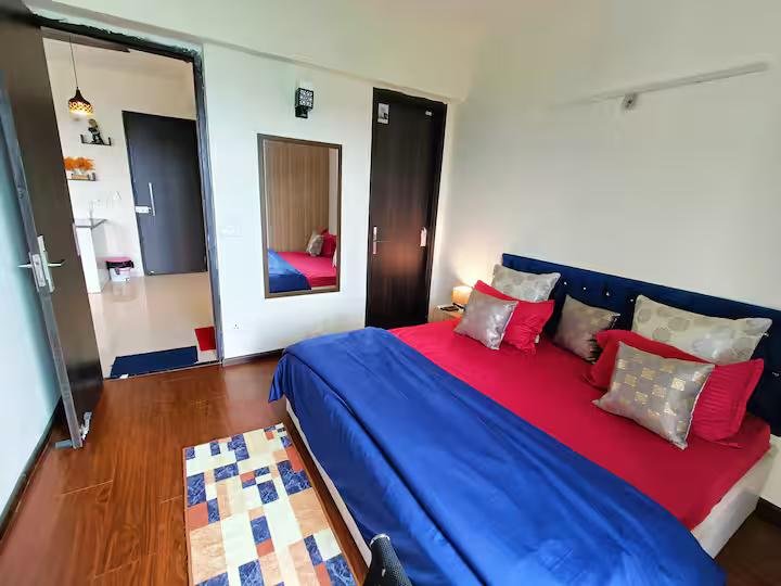 Belle Vue 1bhk apartment with impeccable service x Solis Nature