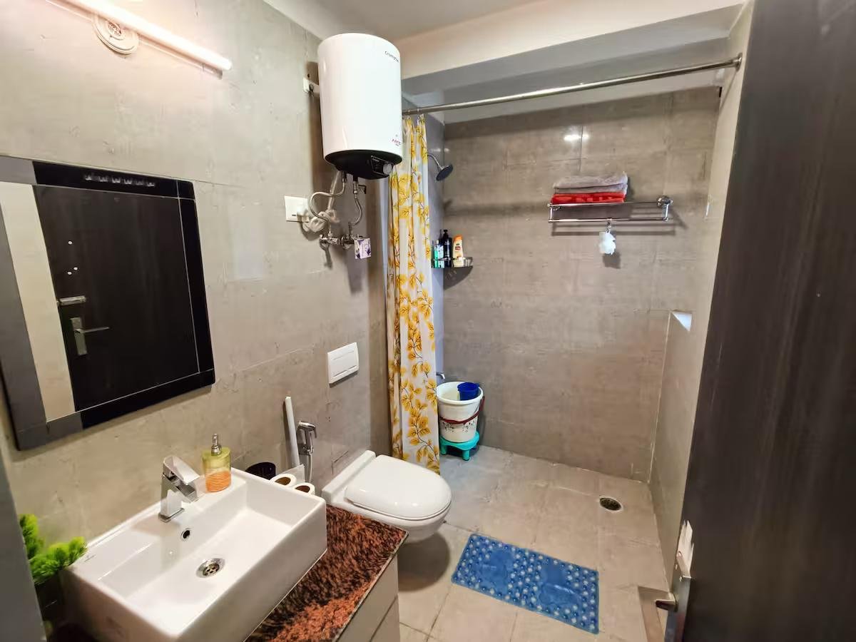 Belle Vue 1bhk apartment with impeccable service x Solis Nature