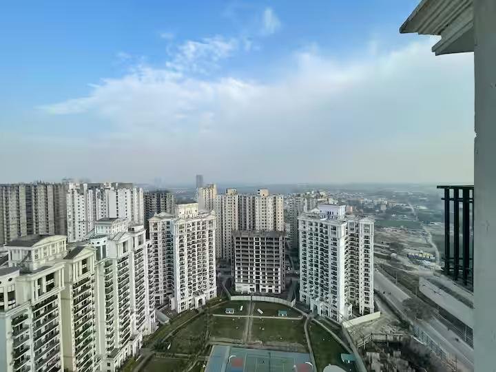 Abyss By Mulberry Homestays  Luxe Stays In Noida x Solis Nature