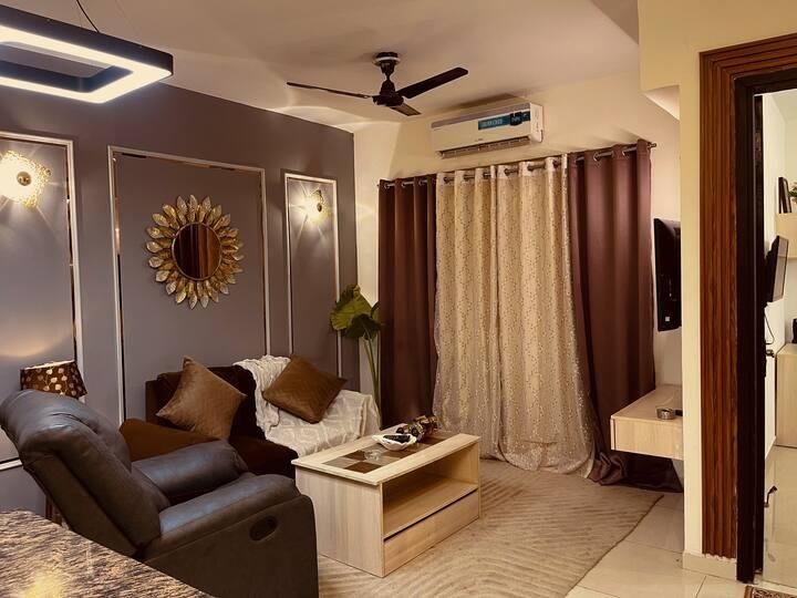Celeste by Mulberry Homestays  Grace & Comfort (NCR) x Solis Nature
