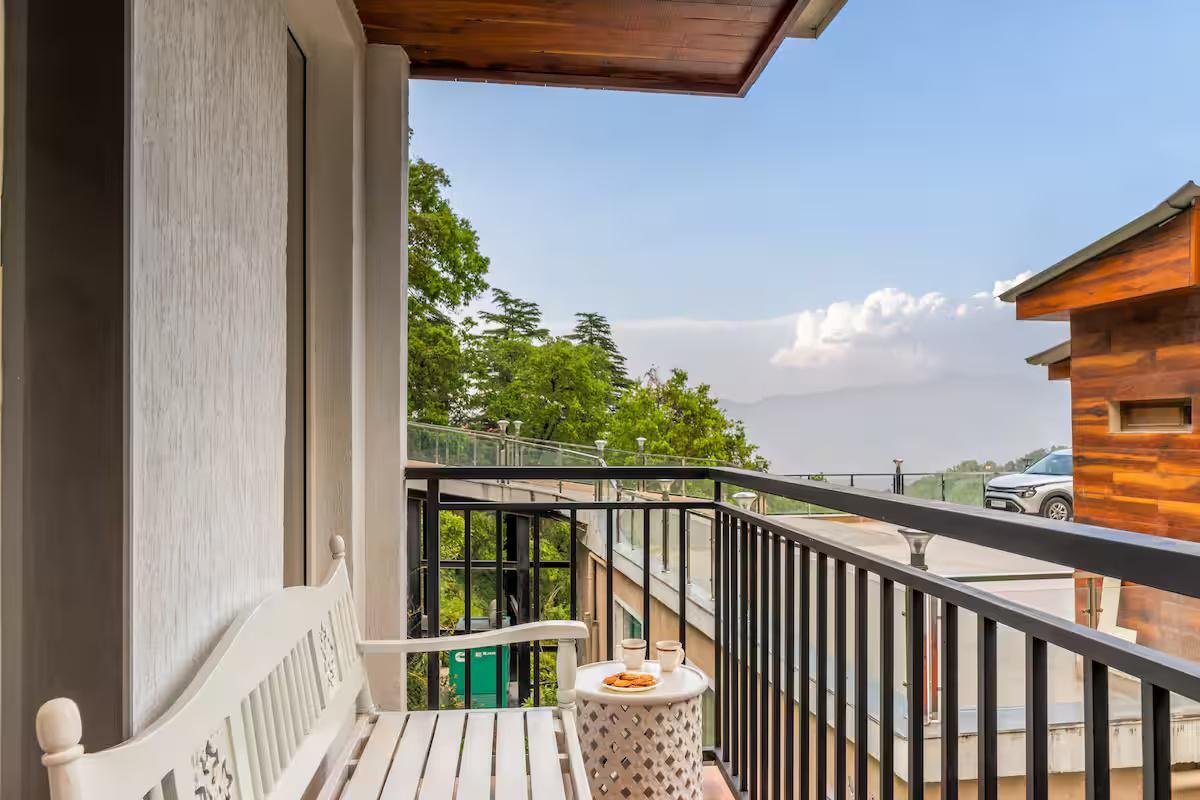 Shukrana 4BHK Luxury Retreat | Mall Road x Solis Nature