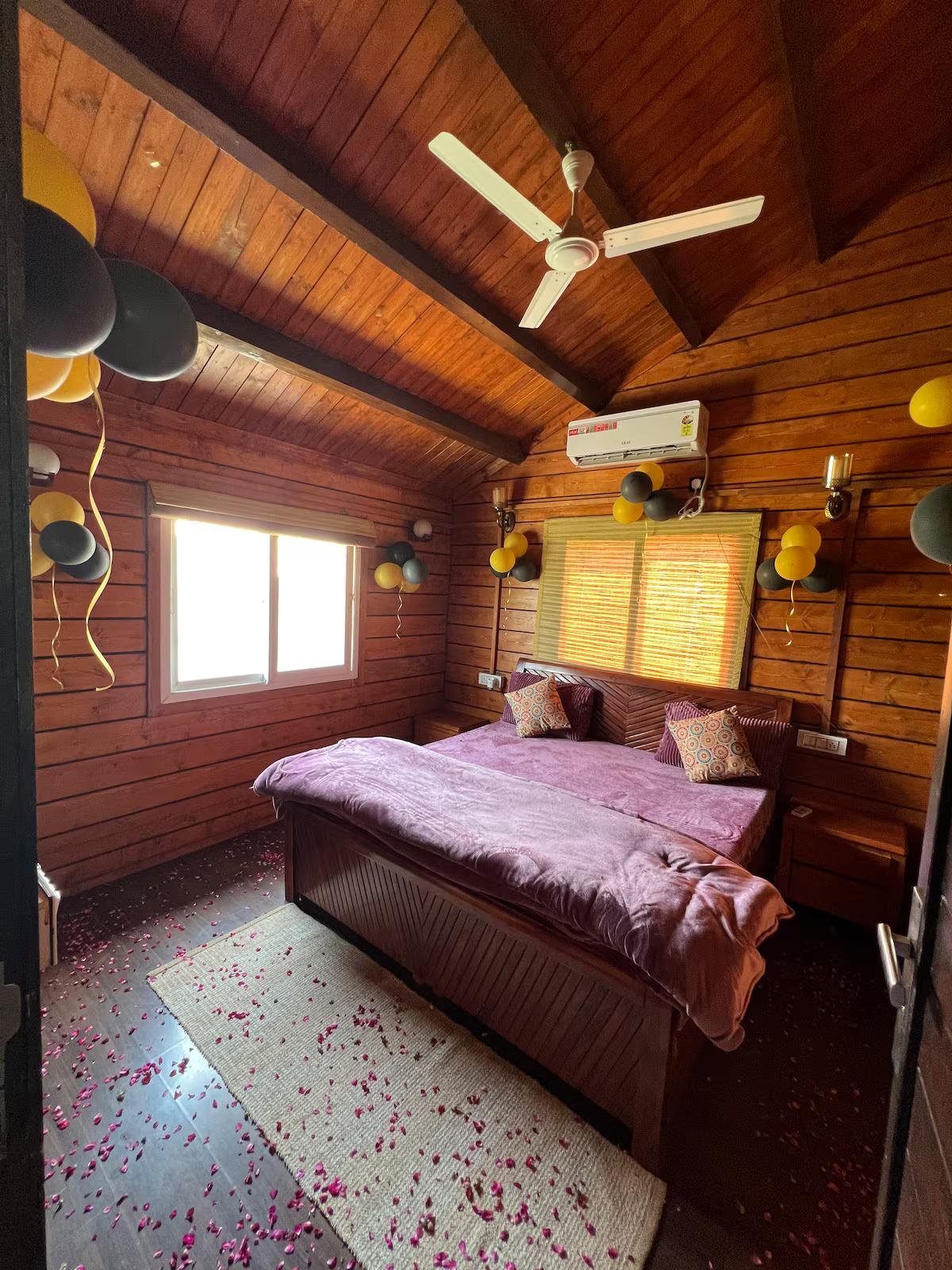 Wooden Cottage - 2 Bedroom (NCR) x Solis Nature