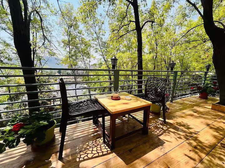 Airva inn (Unique pod house) x Solis Nature