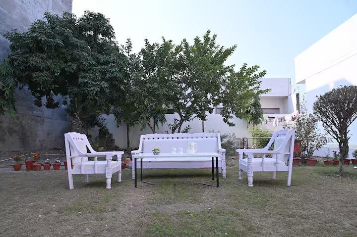 Paradise Island - A Luxurious BNB near Airport x Solis Nature