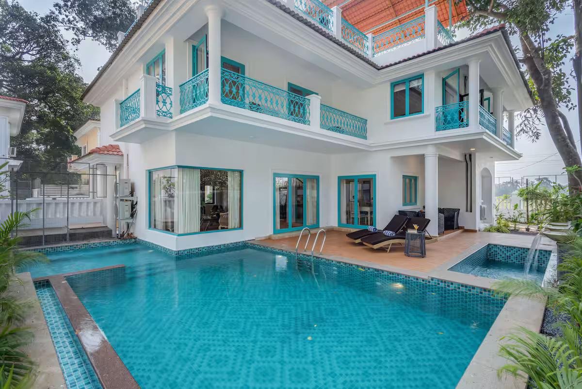 Ivory 5 BHK Private Pool Villa near Calangute x Solis Nature