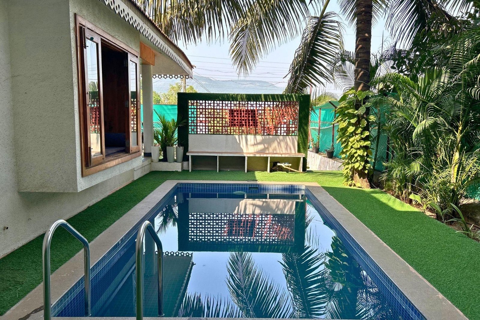 Blue Leaf Villa 3BHK, Alibaug x Solis Nature