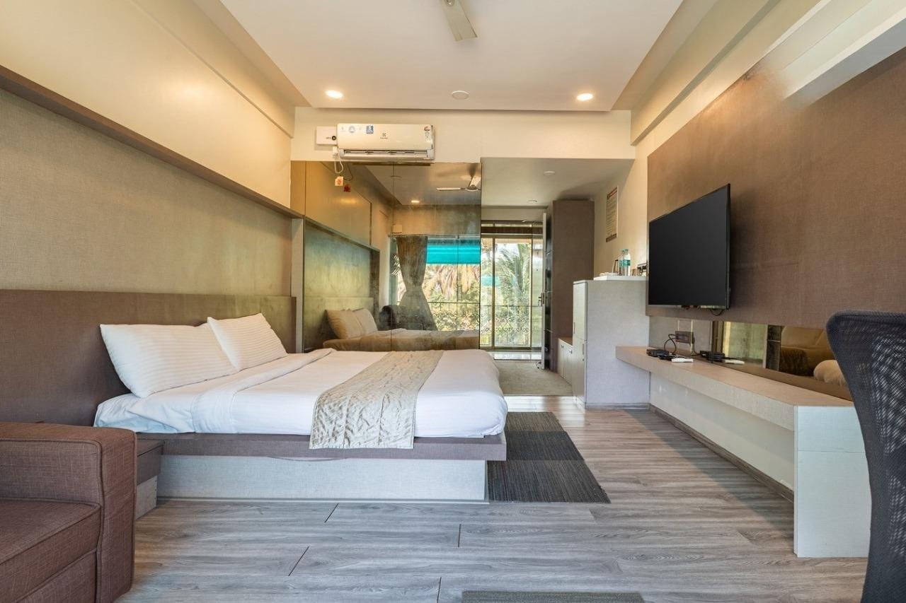 Heritage Villa 5BHK x Solis Nature