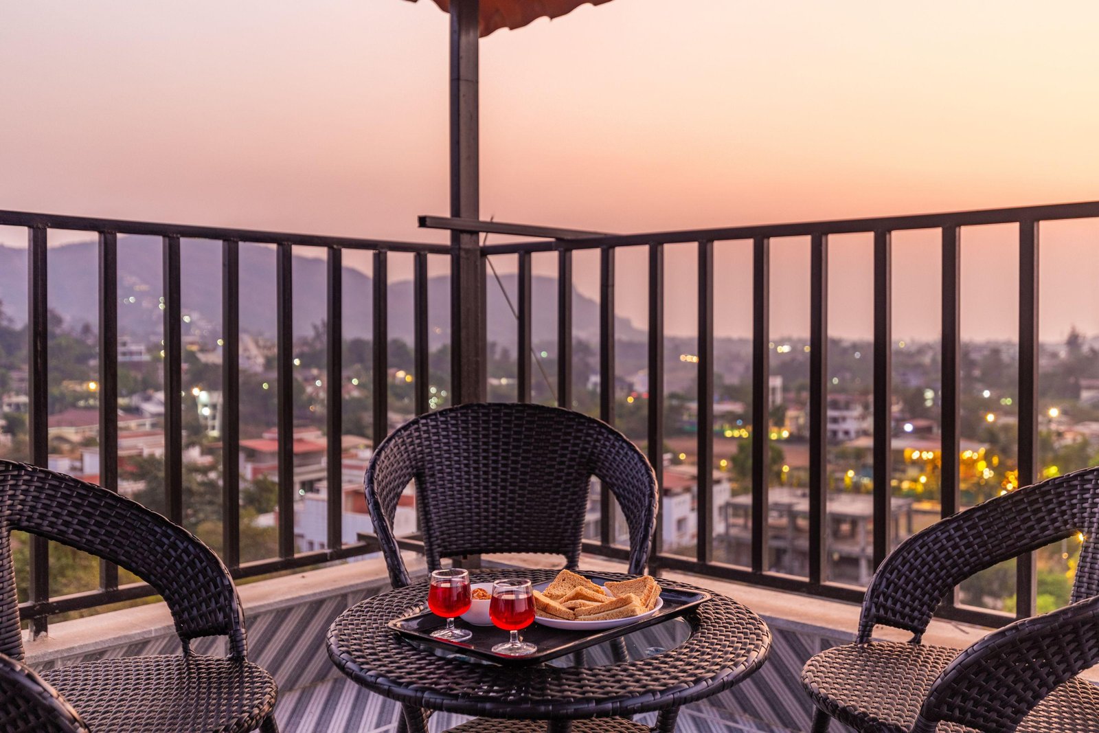 villa 30 Emerald 4BHK x Solis Nature