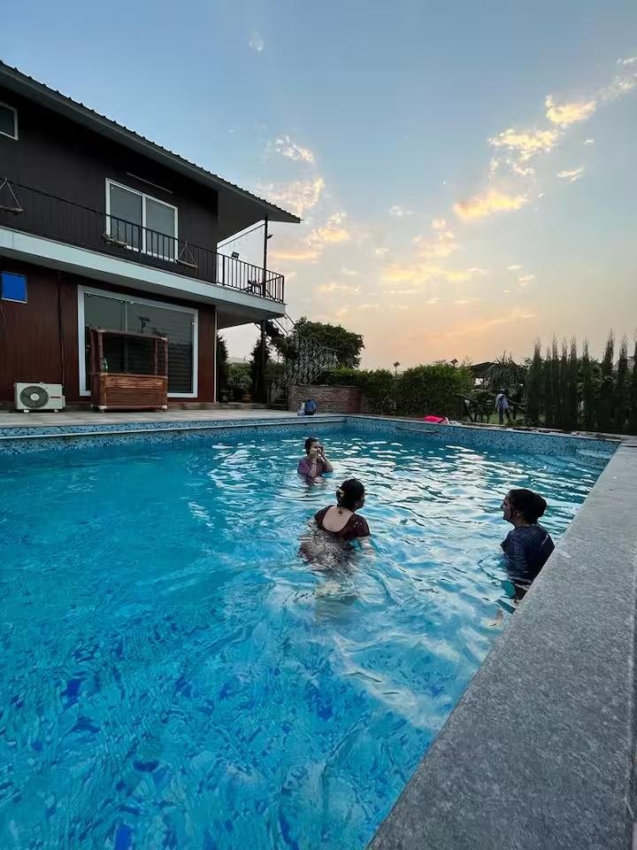 Khwaab Farmhouse for pool party, wedding, events (NCR) x Solis Nature