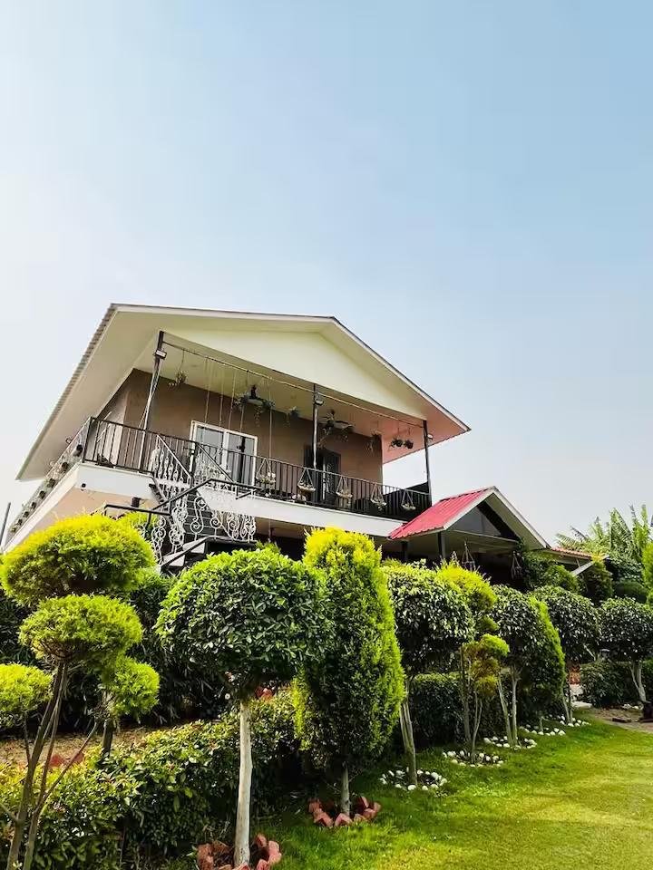 Khwaab Farmhouse for pool party, wedding, events (NCR) x Solis Nature