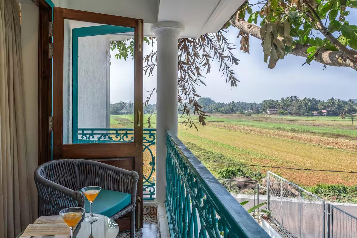Amber 4 BR Private Pool Villa near Calangute x Solis Nature