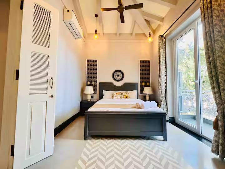 Amora - 4 BHK Private Pool Villa Near Calangute x Solis Nature