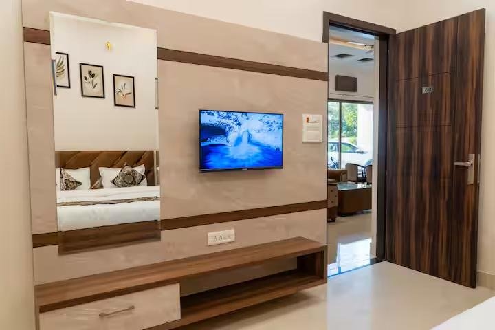 3Bed Room Appart in Green Galaxy Villa with Pool x Solis Nature