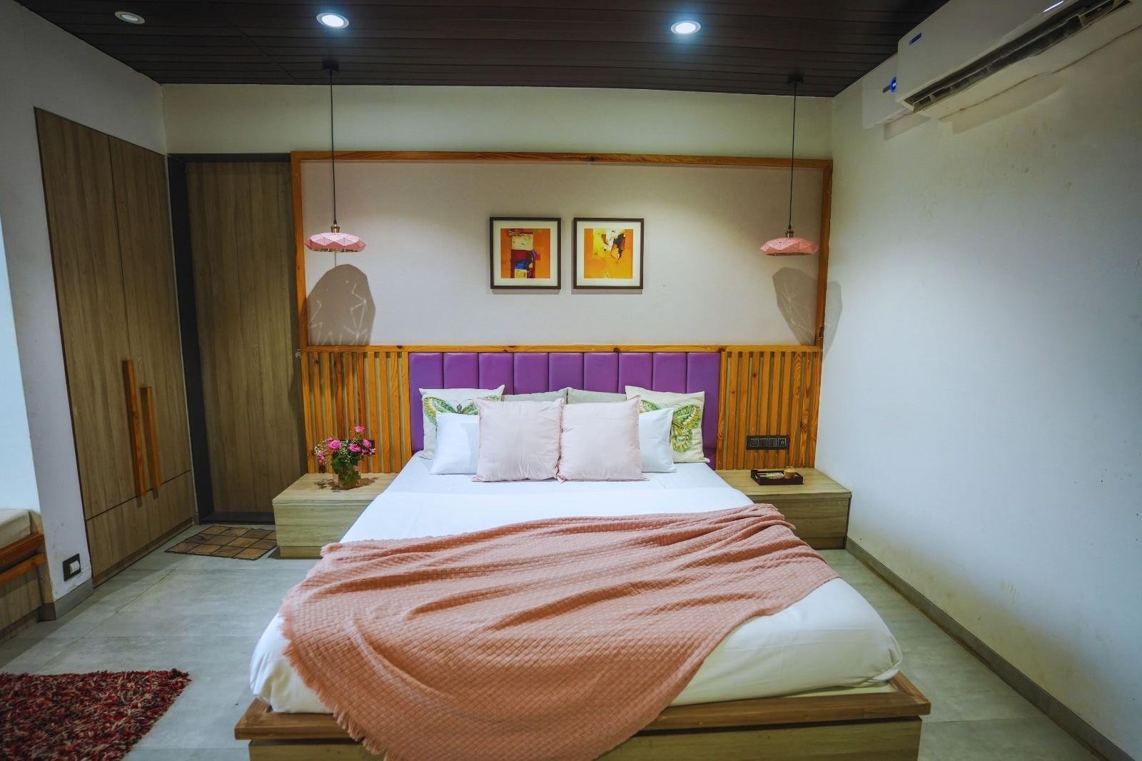 Amour 5BHK Pawna Lake x Solis Nature