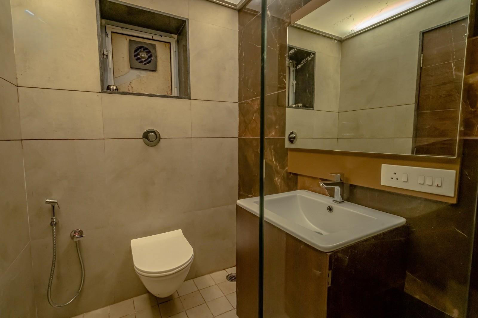 Olivia 5BHK x Solis Nature