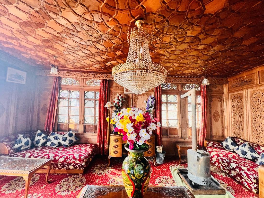 Canada Houseboats x Solis Nature