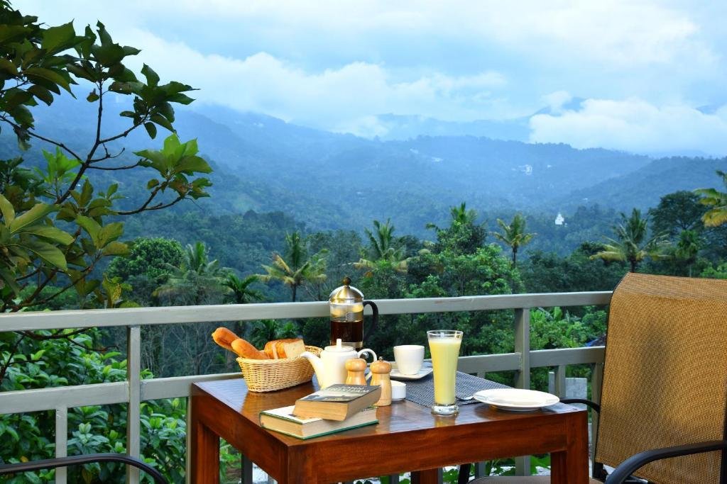 Mistletoe Homestay & Art Gallery Cafe x Solis Nature