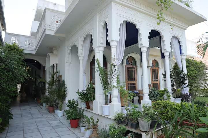 Otla Farmhouse Terrace Bungalow x Solis Nature
