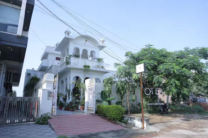 Otla Farmhouse Terrace Bungalow x Solis Nature