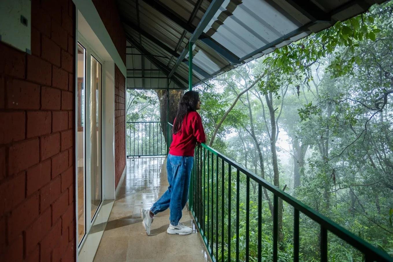 Oxygen Rainforest Resort x Solis Nature