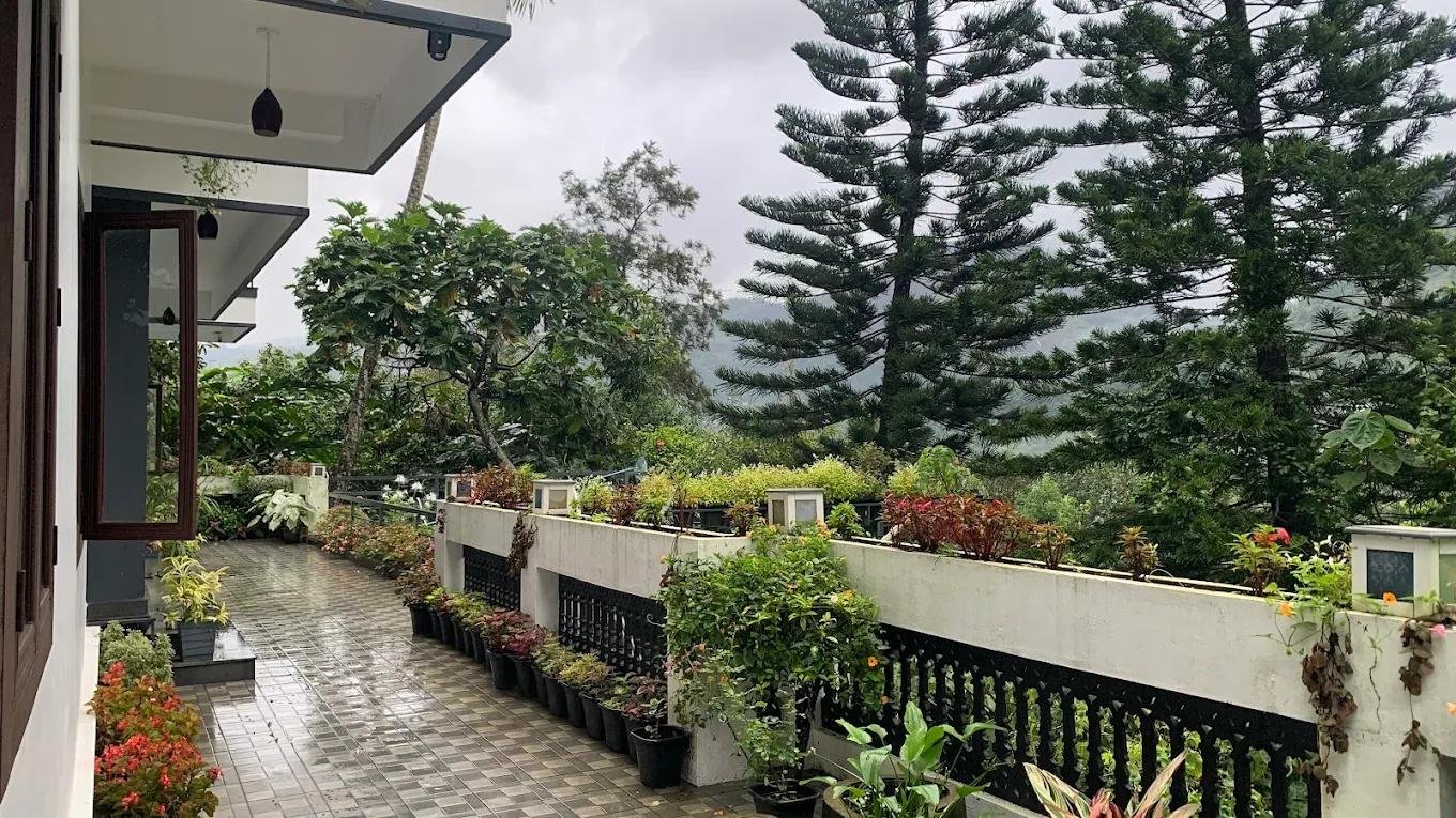 Sceva's Garden Home x Solis Nature