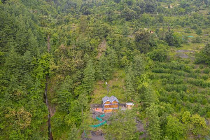 Spacious Waterfall Retreat for Families & Couples x Solis Nature