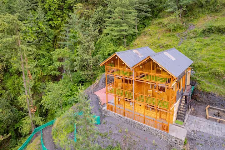 Spacious Waterfall Retreat for Families & Couples x Solis Nature