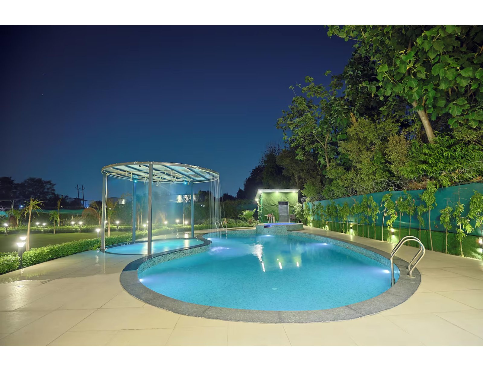 4BHK luxury farmhouse in Noida (NCR) x Solis Nature