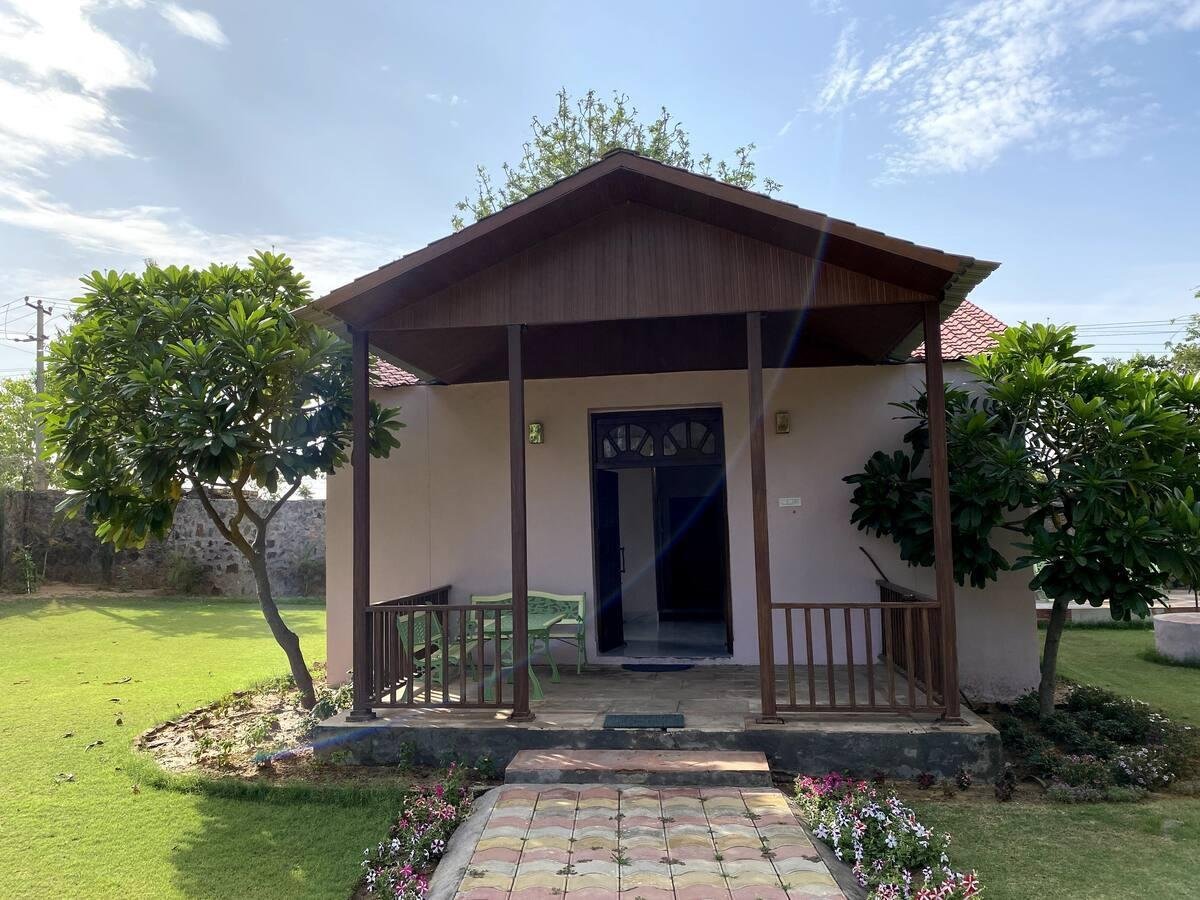 Farm stay in Gurugram | Pet Friendly x Solis Nature
