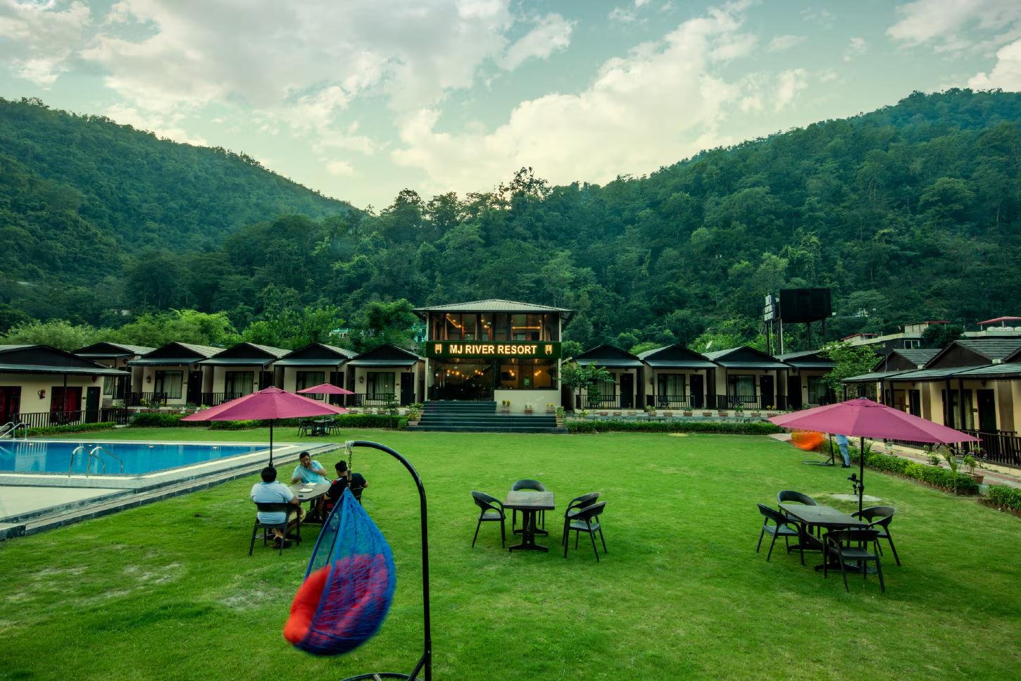 DLS MJ River Resort x Solis Nature
