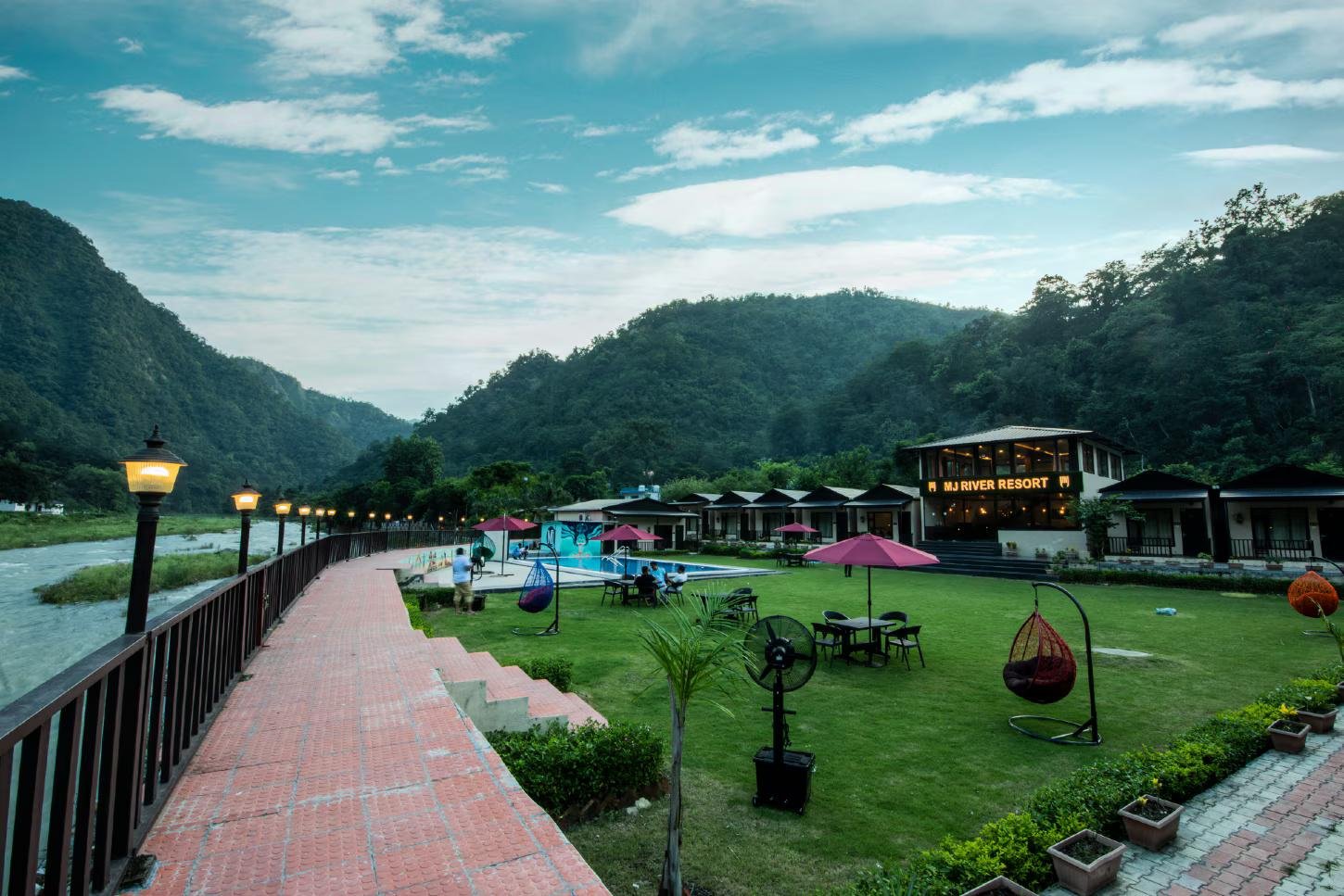 DLS MJ River Resort x Solis Nature