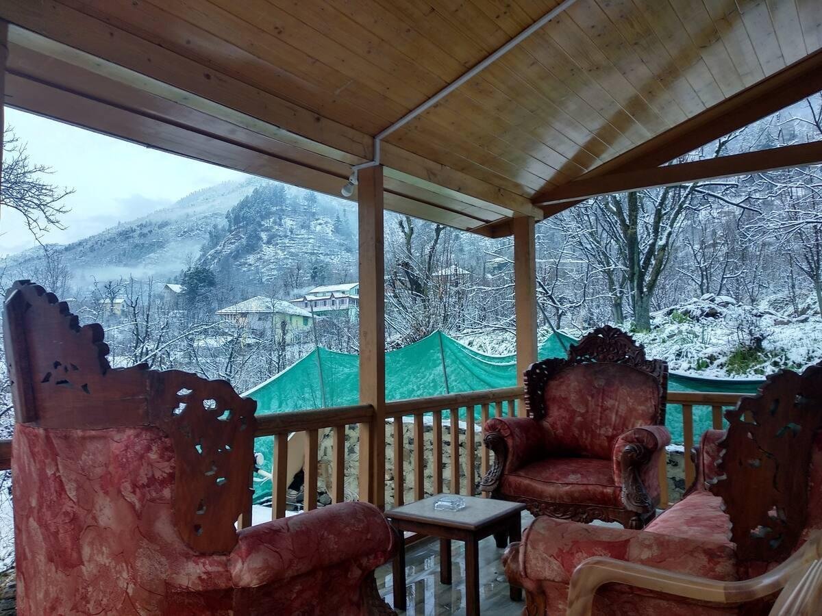Teja Wooden Cottages- Bandrol x Solis Nature