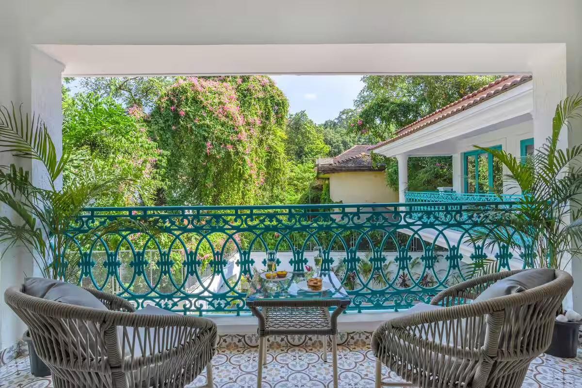 Tropical - 4 BHK Private Pool Villa x Solis Nature