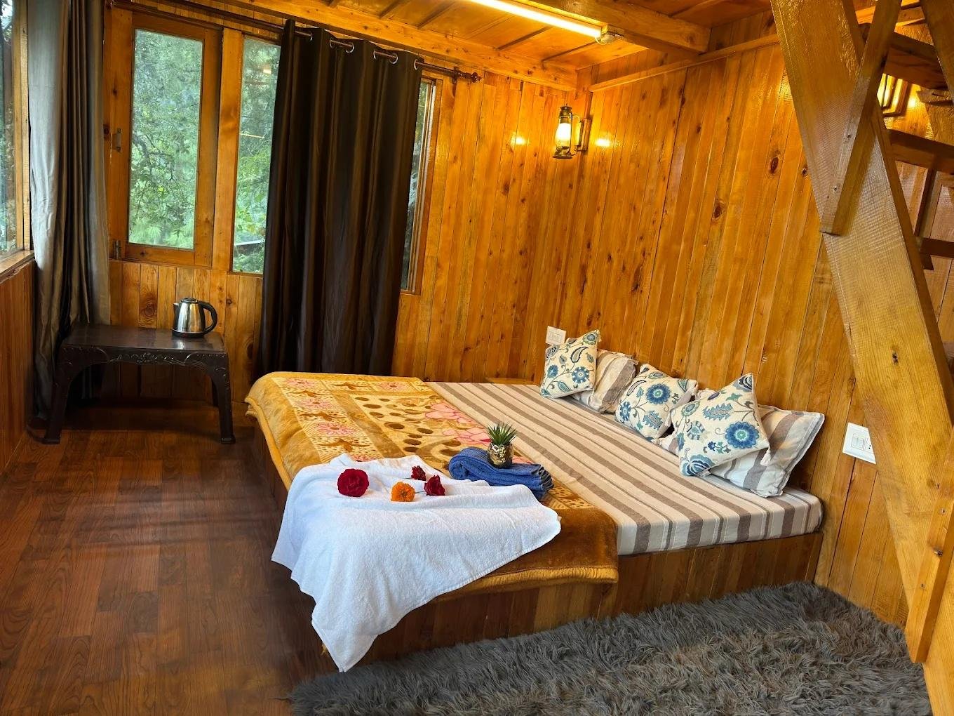 Rustic Treehouse Tandi x Solis Nature