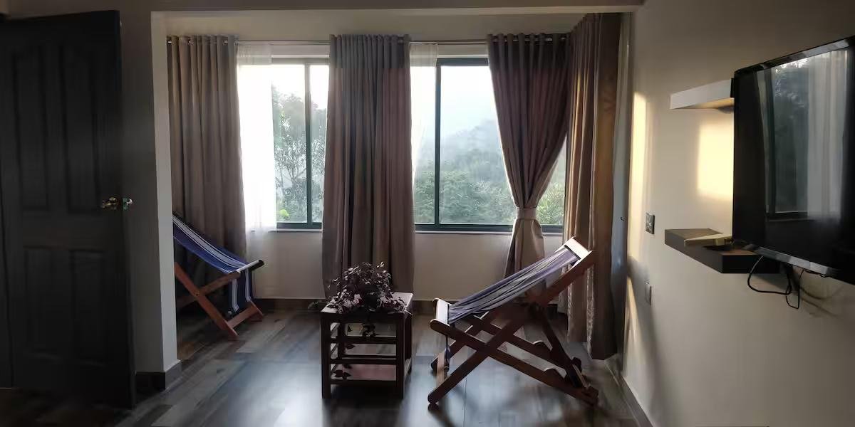 Mannoor Farms Mountain View Stays x Solis Nature