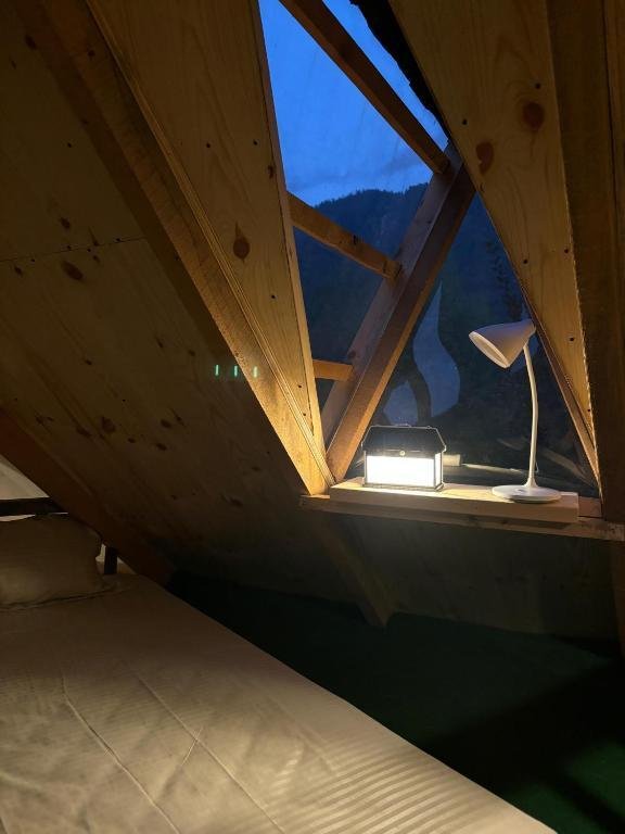 Jankis Commune Manali’s 1st Earthbag mud home x Solis Nature