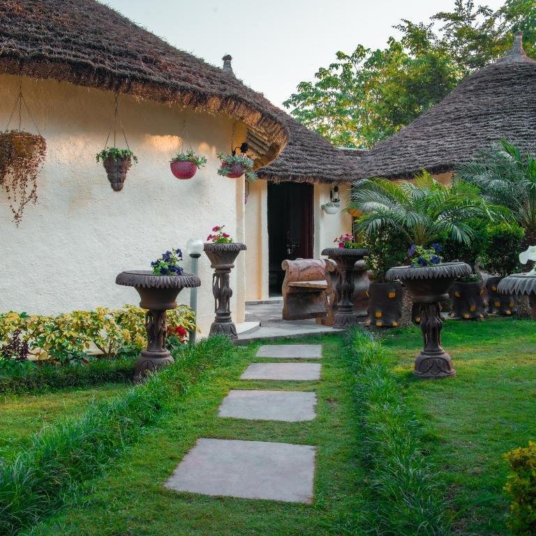 The Misty Bliss Cottages and Homestay x Solis Nature