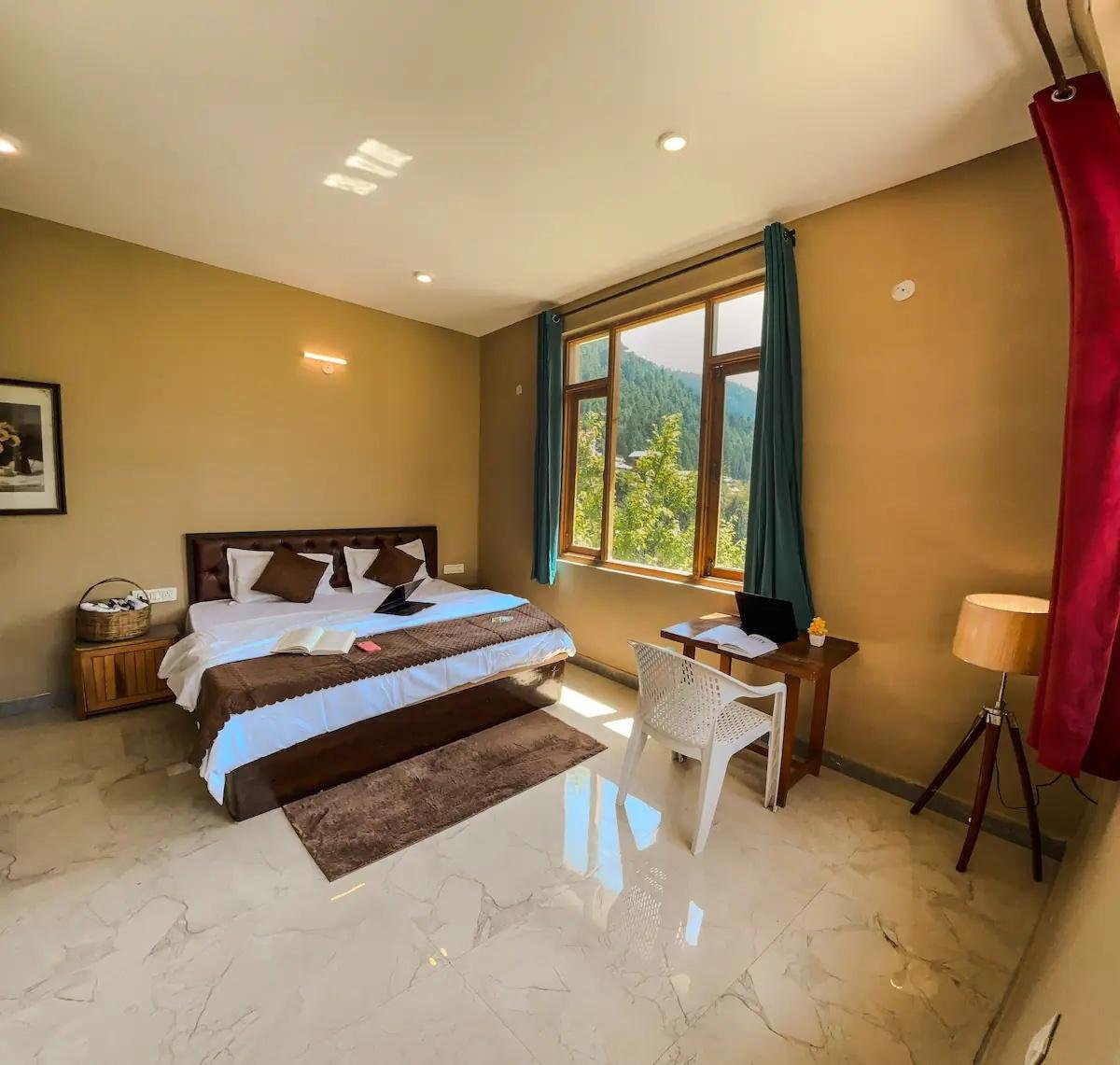 Luxury Wooden Chalet 3 in Manali Jagatsukh x Solis Nature
