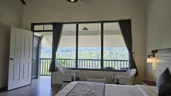 Pekoe Plantation Cottages Kuttikanam x Solis Nature