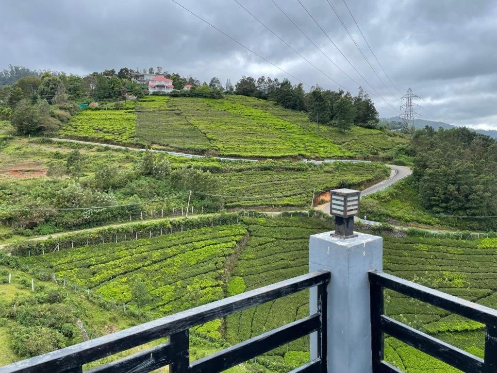 Cloud Nine Kothagiri By Lexstays x Solis Nature