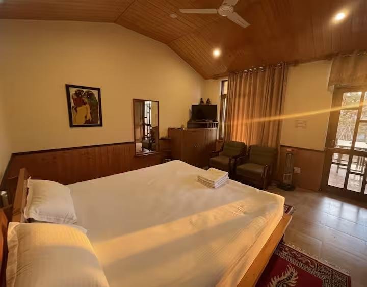 1 Himalayan Apple Orchard | Cozy Stay in Orchards x Solis Nature