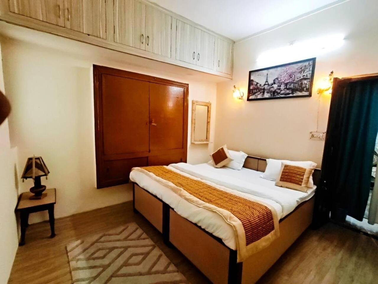 Nature's Vibe Homestay Kainchi Dham-Hillside Home x Solis Nature