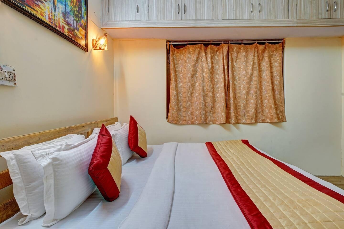 Nature's Vibe Homestay Kainchi Dham-Hillside Home x Solis Nature