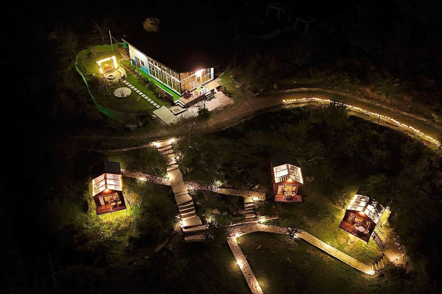 Dreamy Wood n Glass Cabin with Cafe in Forest x Solis Nature