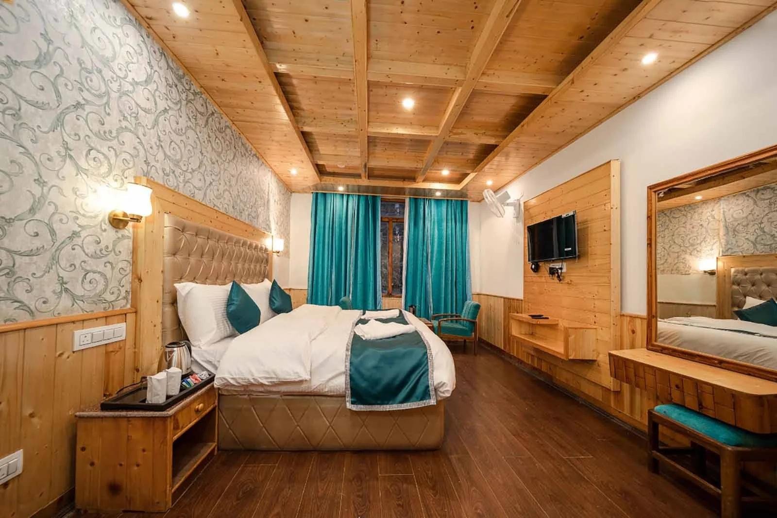Snow Town Resort x Solis Nature