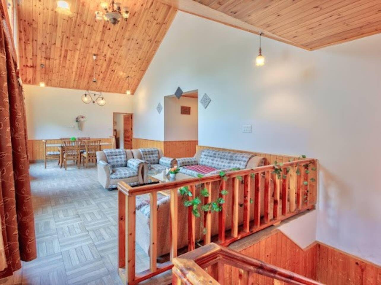 4 bhk penthouse manali Cottage by Geeta Villa x Solis Nature