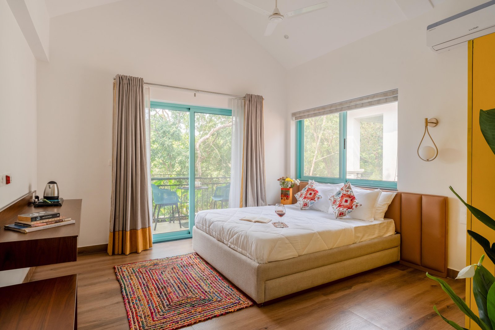 3BHK Villa Private Pool Assagaon x Solis Nature